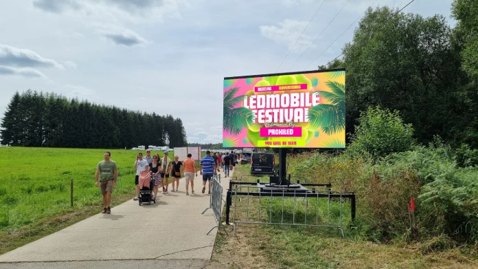 Accueillez les clients avec le ledmobile