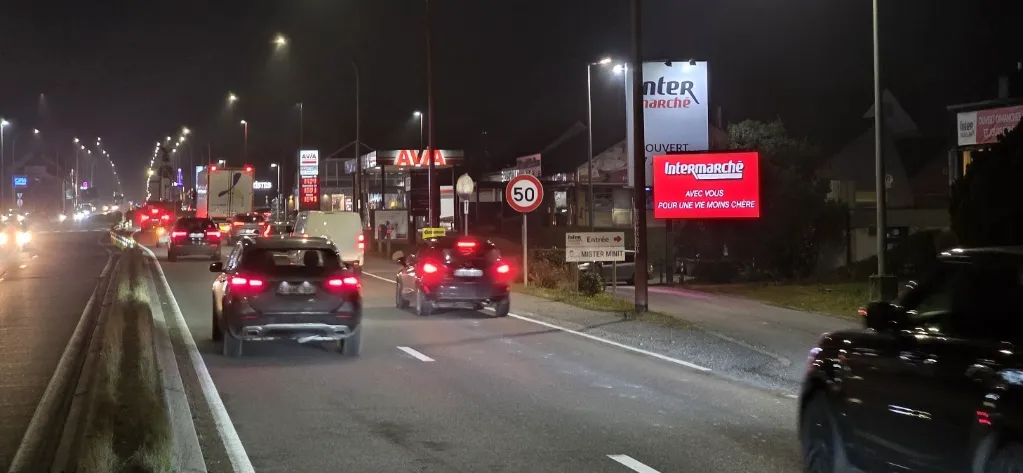 Gerpinnes by night.webp